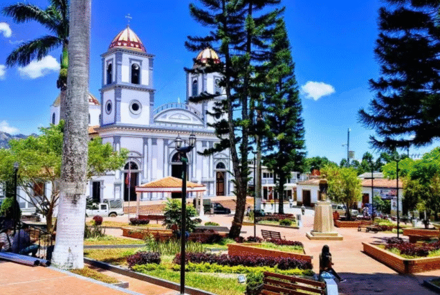 Tour Lourdes – Naturaleza, cultura y serenidad